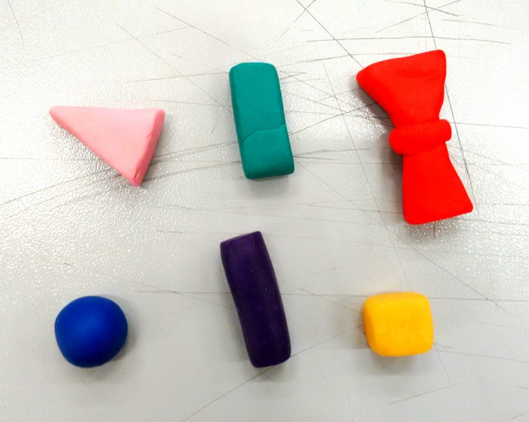 Cluedo spel pionnen special edition erotica lovers Memphis style