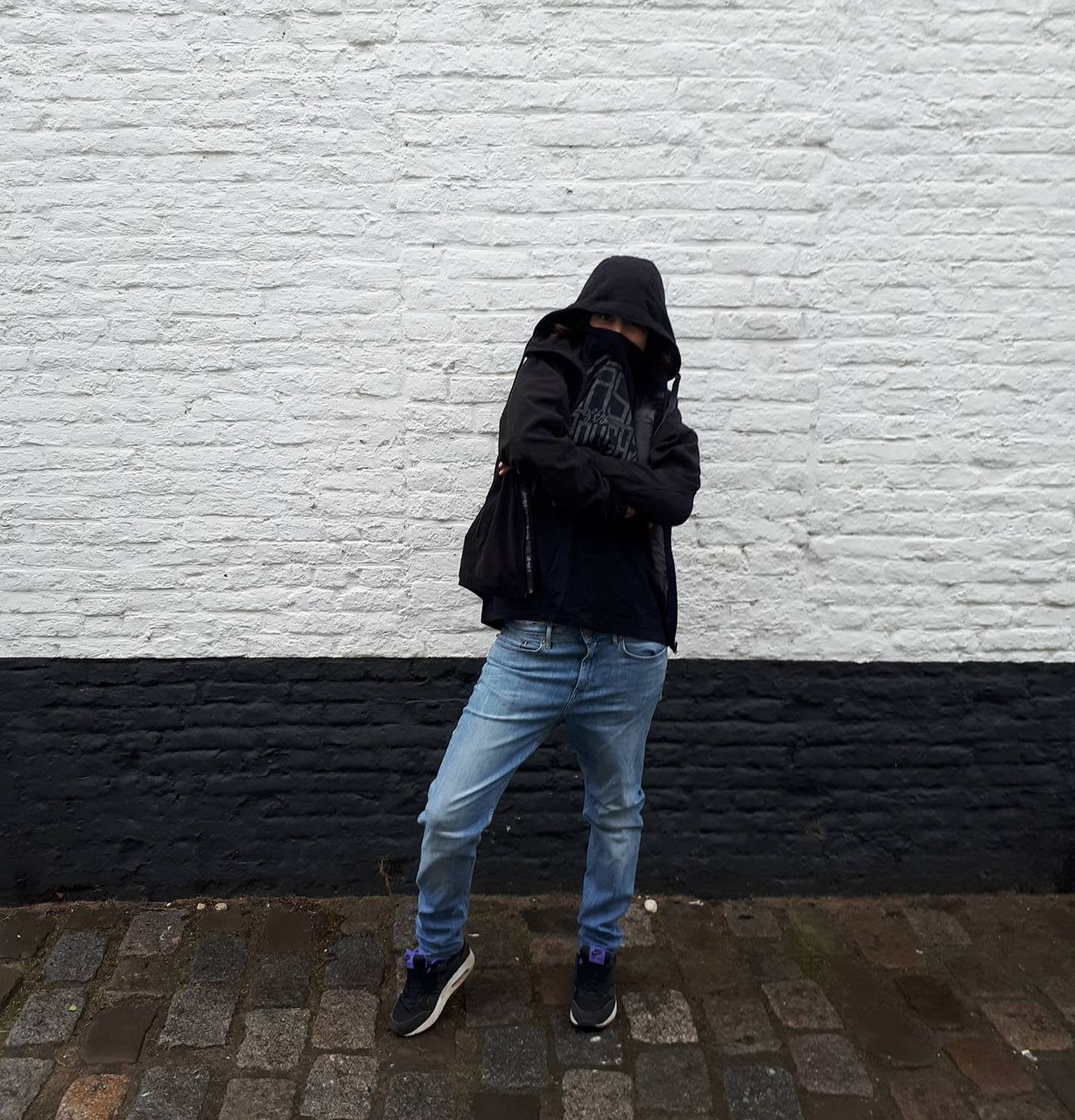 Na street cred graffiti gangsta make-over