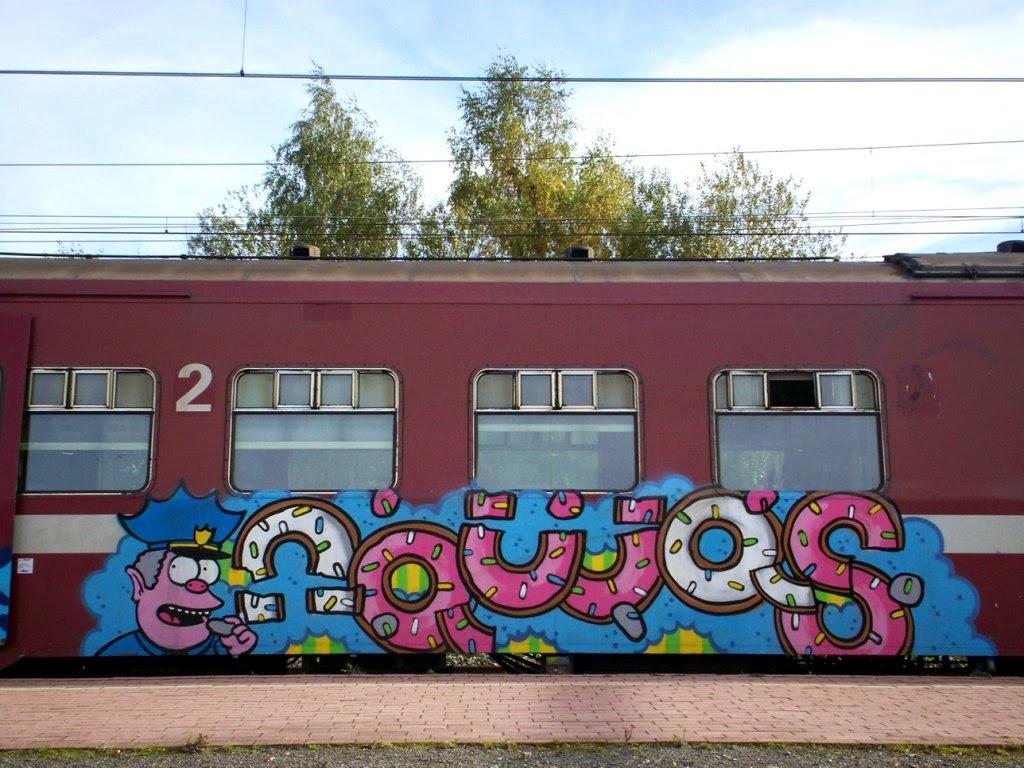 Nawas graffiti train Belgium Hide and Seek