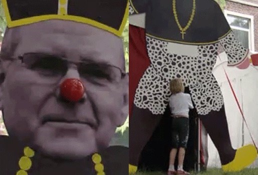 Circus Van Gheluwe door het geweldige Gentse cirQ seksueel misbruik in de kerk